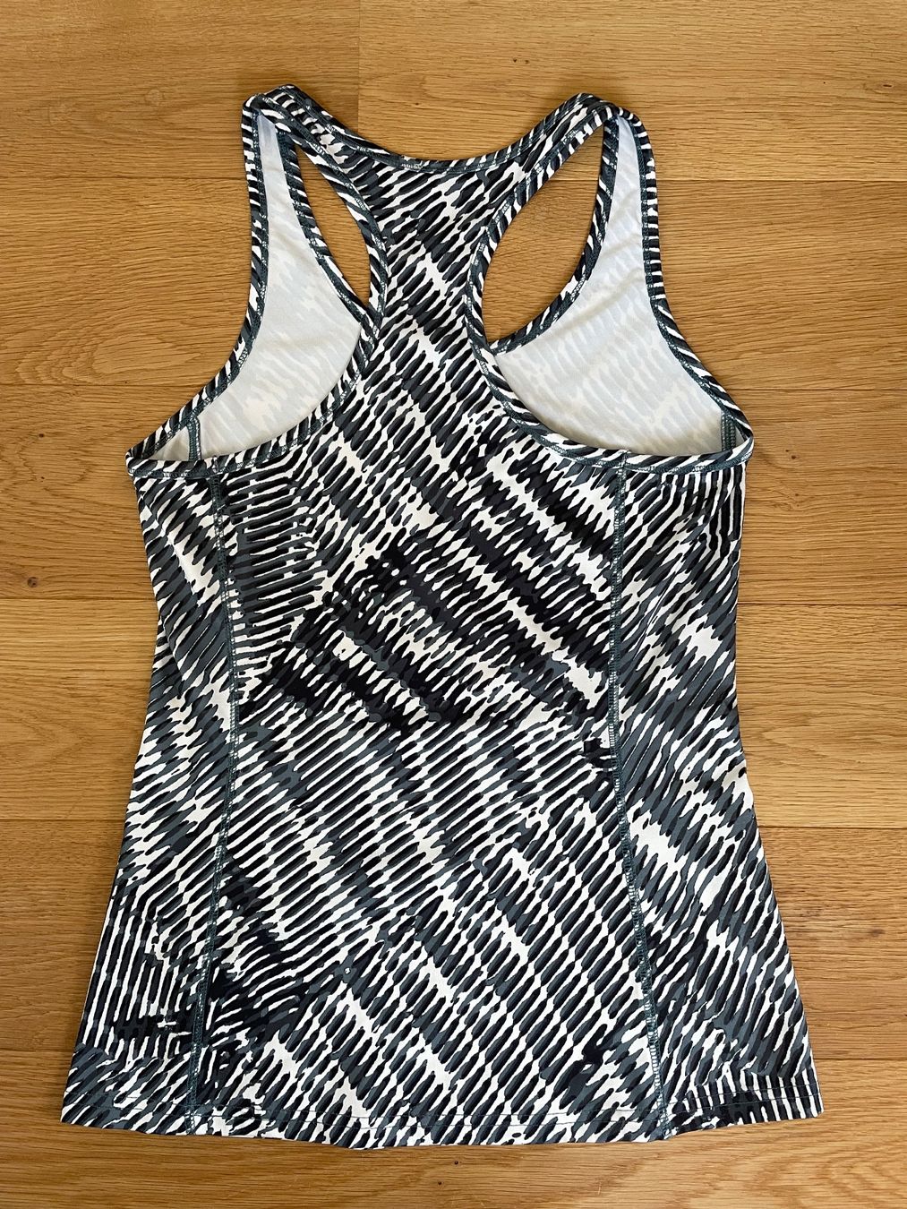 H&M Top: Sporttop Gr. S – Usato da Bern venduto da anoouukk 1