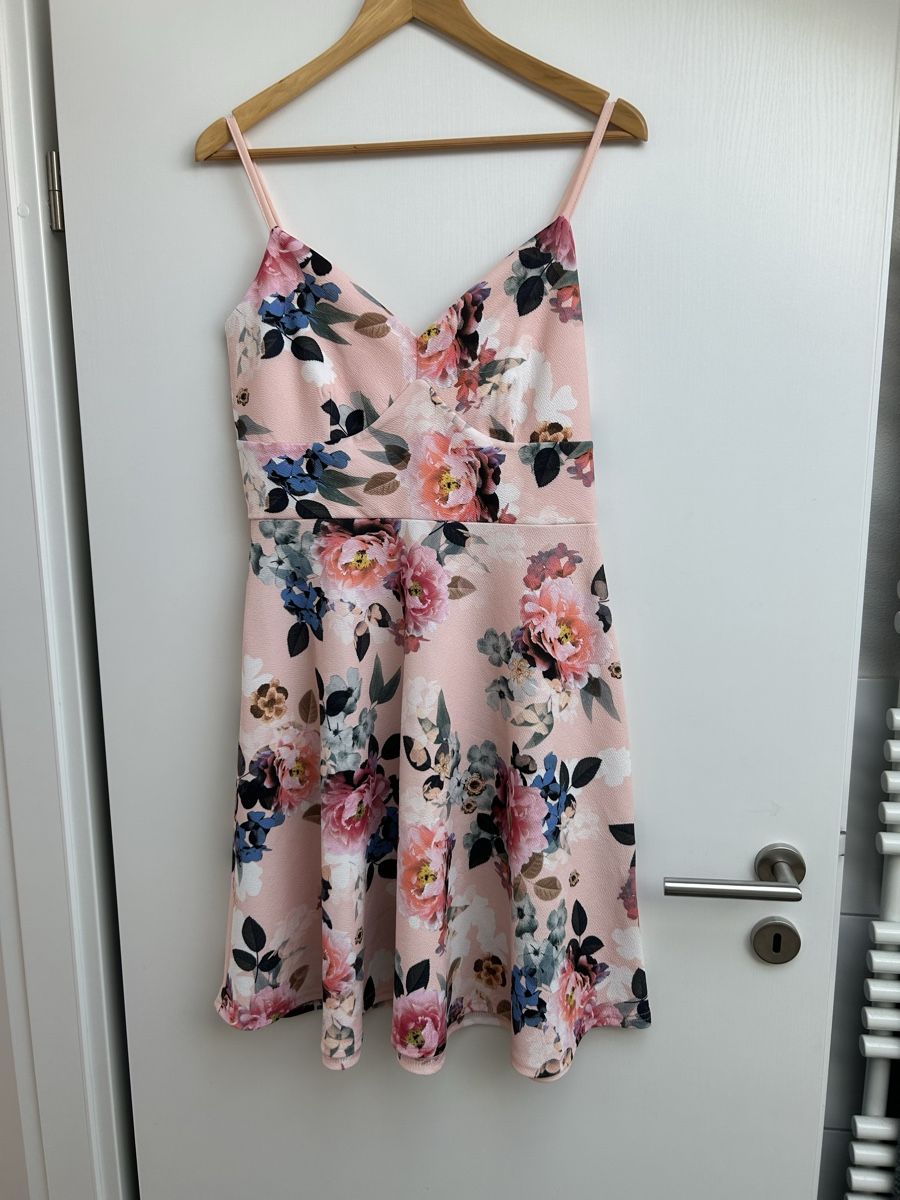 Vestiti: Sommerkleid Trägerkleid  – Usato da Oberentfelden venduto da Snuge
