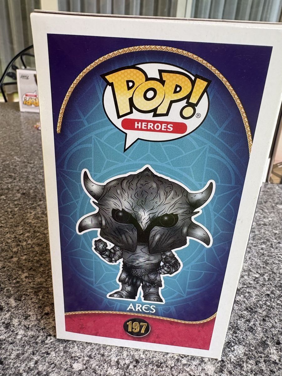 Funko Figurines: FUNKO POP special ARES ovp – Neuf avec emballage d'origine à Herzogenbuchsee par warrior77 3