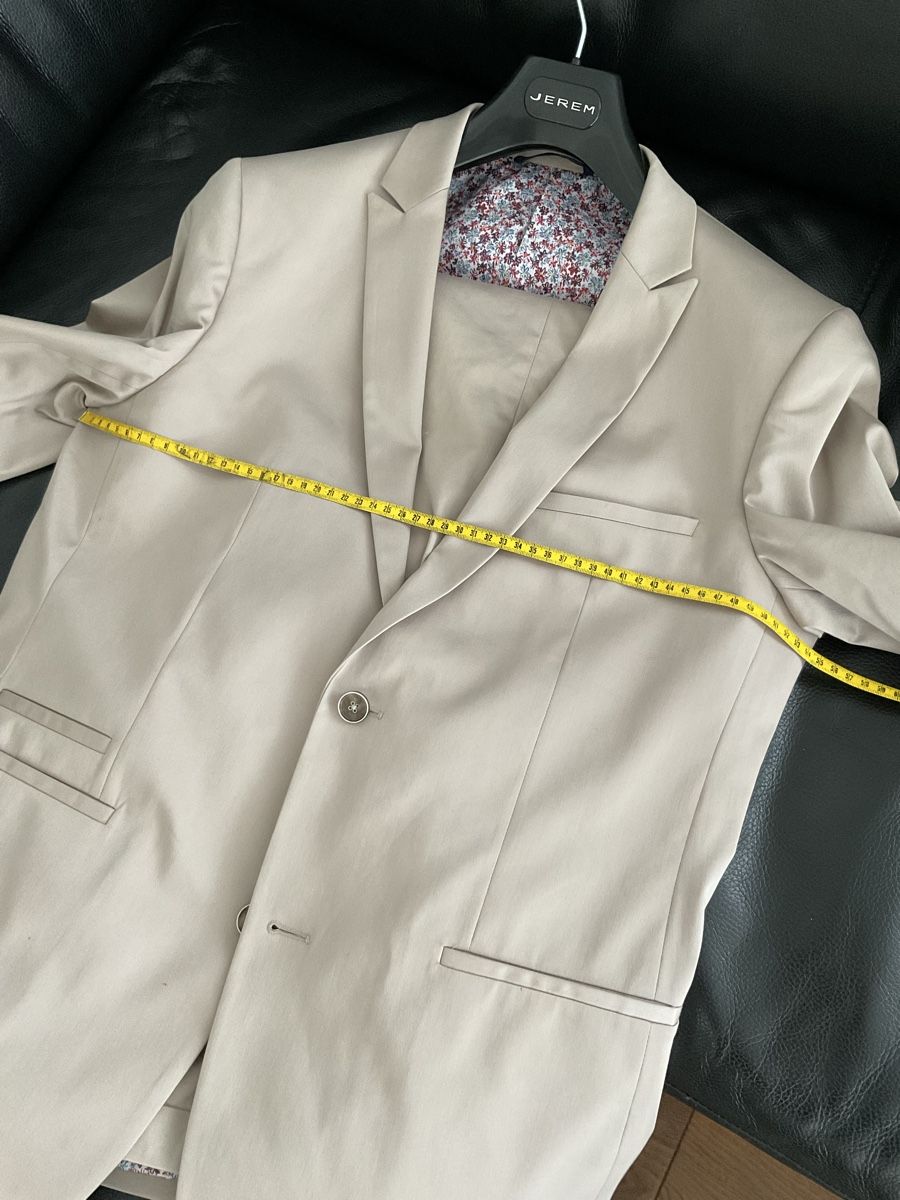 Anzüge: Costume Toofashion beige taille 54, comme neuf – Gebraucht aus Cressier FR von M-I-M 6