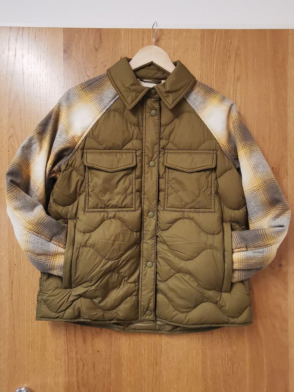 Woolrich Giacche: Woolrich Damen Jacke – Nuovo e nell'imballaggio originale da Bad Ragaz venduto da AKahlon