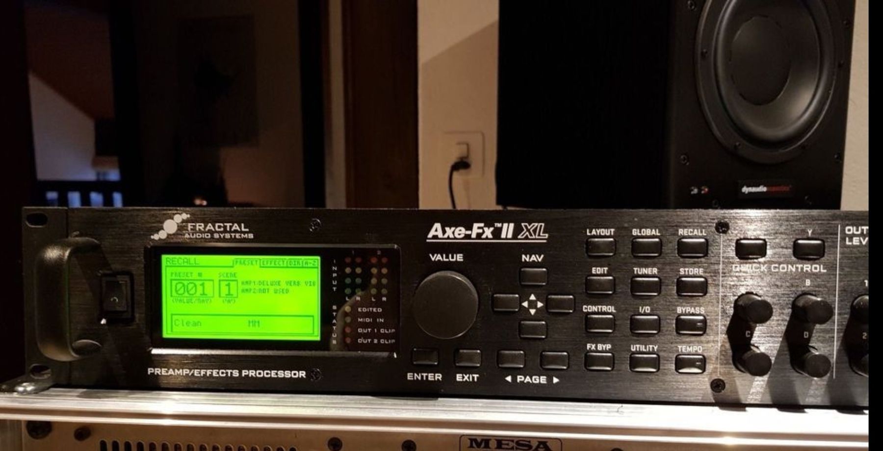 Fractal Audio Strumenti musicali: Fractal audio axe-fx XL – Usato da Lausanne venduto da Ale981