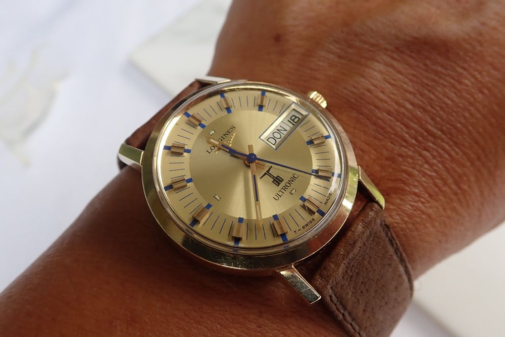 VINTAGE LONGINES ULTRONIC 70 ER JAHRE DATE DAY STAHL GOLD