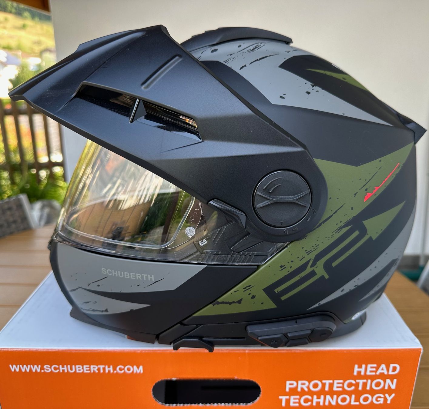 Schuberth Casques & visières: Schubert E2 Motorrad Klapphelm Gr 59 (L) mit SC2 Headset – Neuf (Voir description) à Brittnau par Dismoth