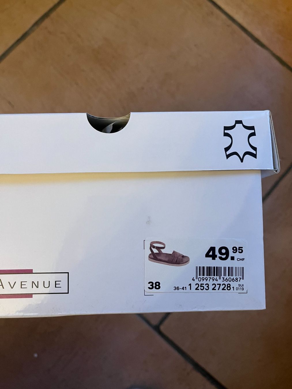 Scarpe da donna: Leder Sandale Gr  38. Fabrikneu – Nuovo e nell'imballaggio originale da Rekingen AG venduto da Barmaleus 4