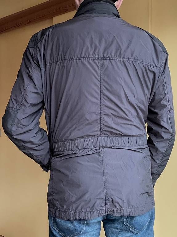 Strellson Jacken: Strellson Windjacke – Gebraucht aus Frauenfeld von teta08 1