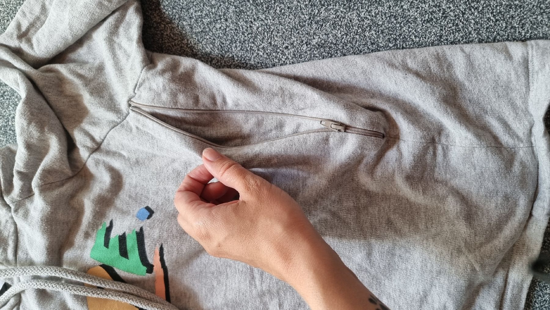 Maglioni & Felpe: Pull allaitement Tajinebanane M – Usato da Les Breuleux venduto da Mily1991 3