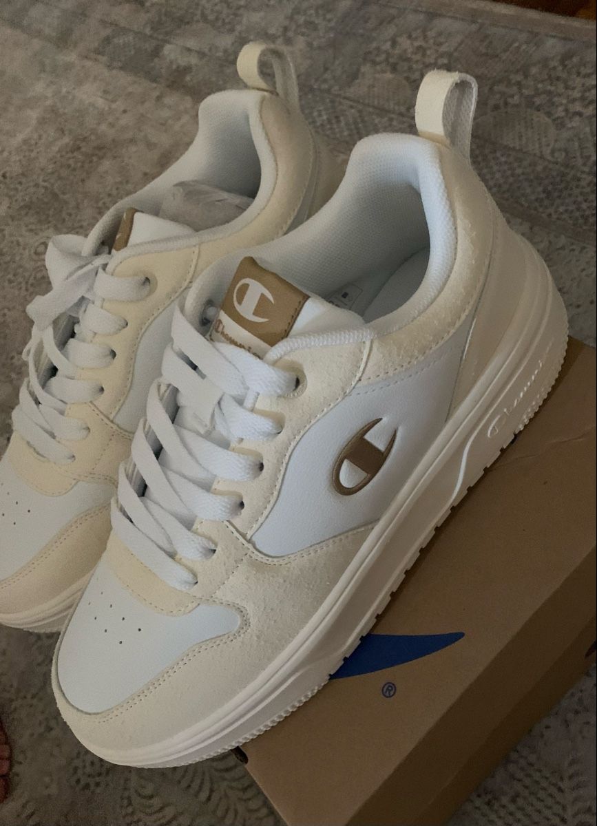 Champion Chaussures femmes: Schuhe Champion  – Neuf avec emballage d'origine à Wald ZH par D-K..01 2