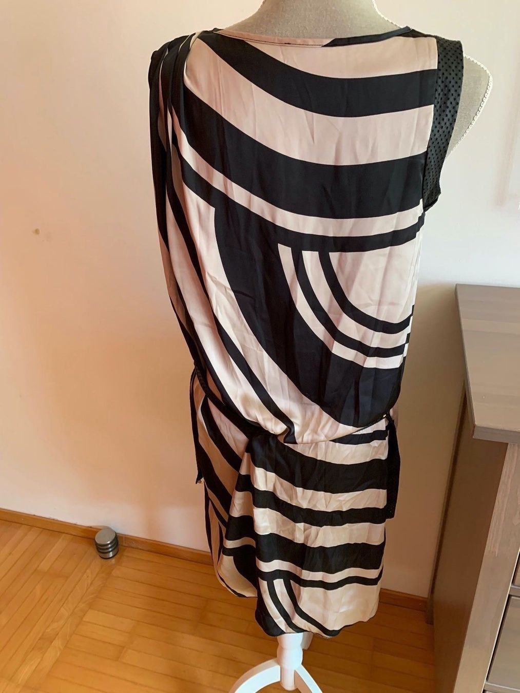 Vestiti: KOCCA - Wunderschönes Kleid Grösse S/34-36 – Nuovo (secondo la descrizione) da Meiringen venduto da magnooliaa 3