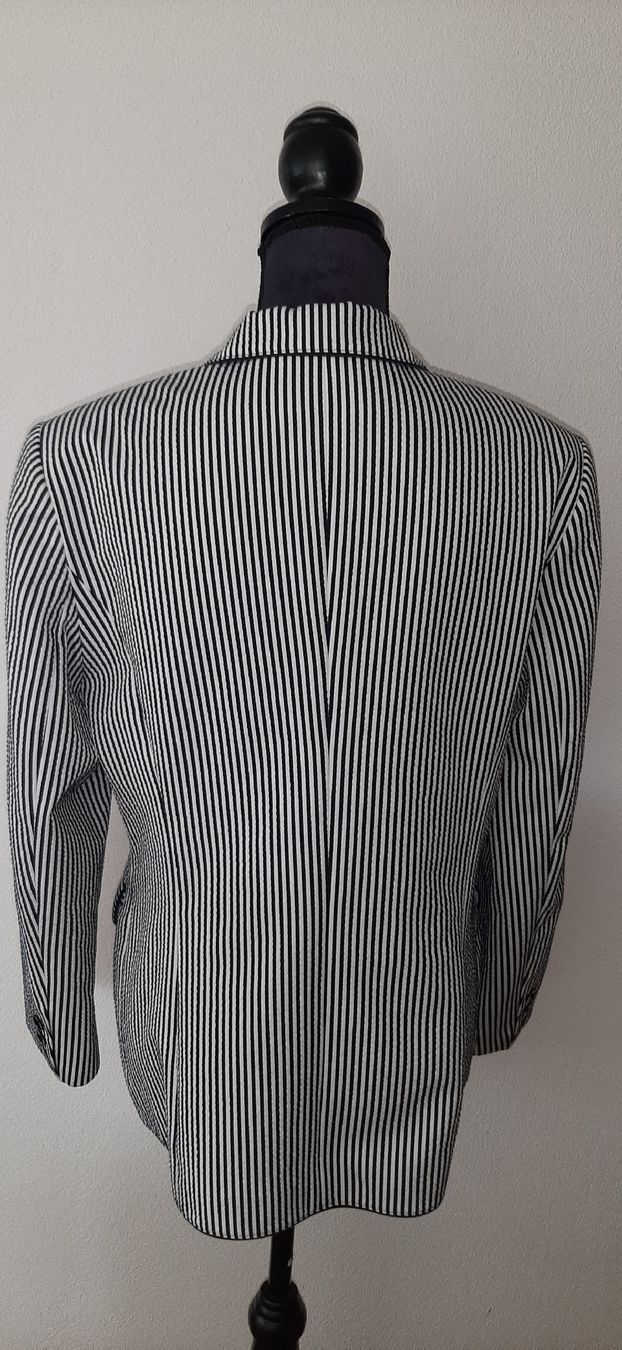 Gerry Weber Vestes: Gerry Weber Blazer schwarz weiss gestreift  – D'occasion à Uster par kgw78 1