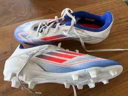 Fussball Nockenschuhe Adidas