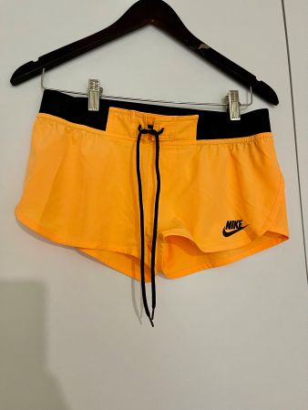 Short de sport Nike