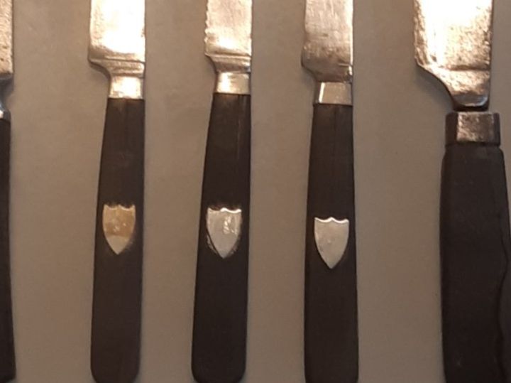 Besteck: Verschiedene Messer und Gabeln – Gebraucht aus Castrisch von ahaenny2010 3