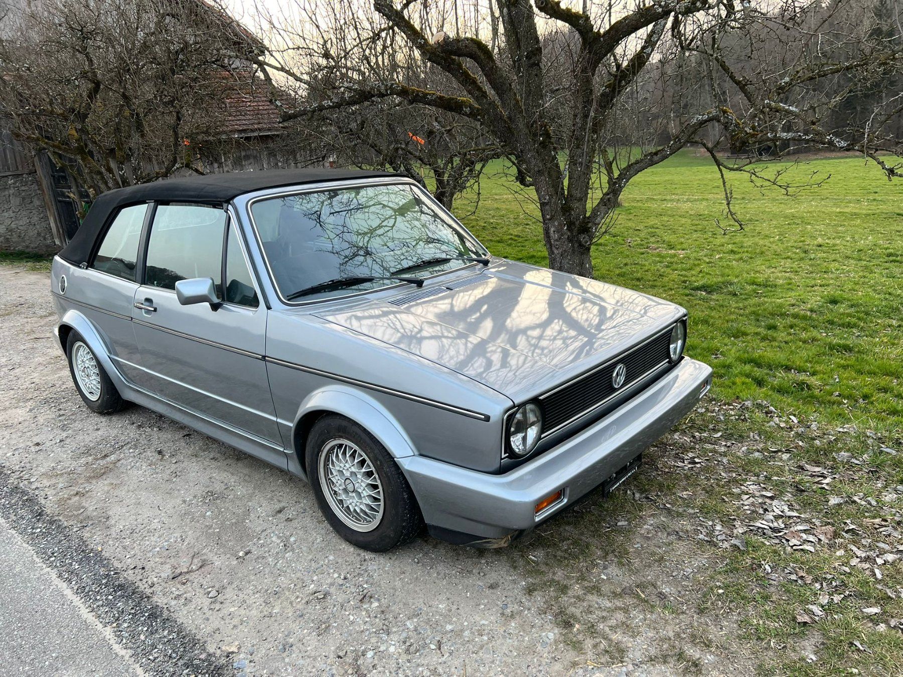 VW Automobili: Volkswagen Golf 1 Cabriolet – Usato da Lussy FR venduto da sim_c2b9 5