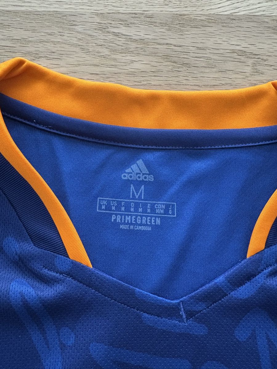 Real Madrid Maillots de corps & Pantalons: Real Madrid Trikot 21/22 – D'occasion à Domat/Ems par tim_lq6b 4