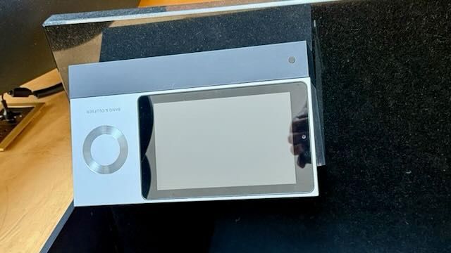Bang & Olufsen Lettore multimediale & Streamer: Bang & Olufsen BeoSound Moment Musiksystem Eiche – Usato da Zürich venduto da sr.zurich 1