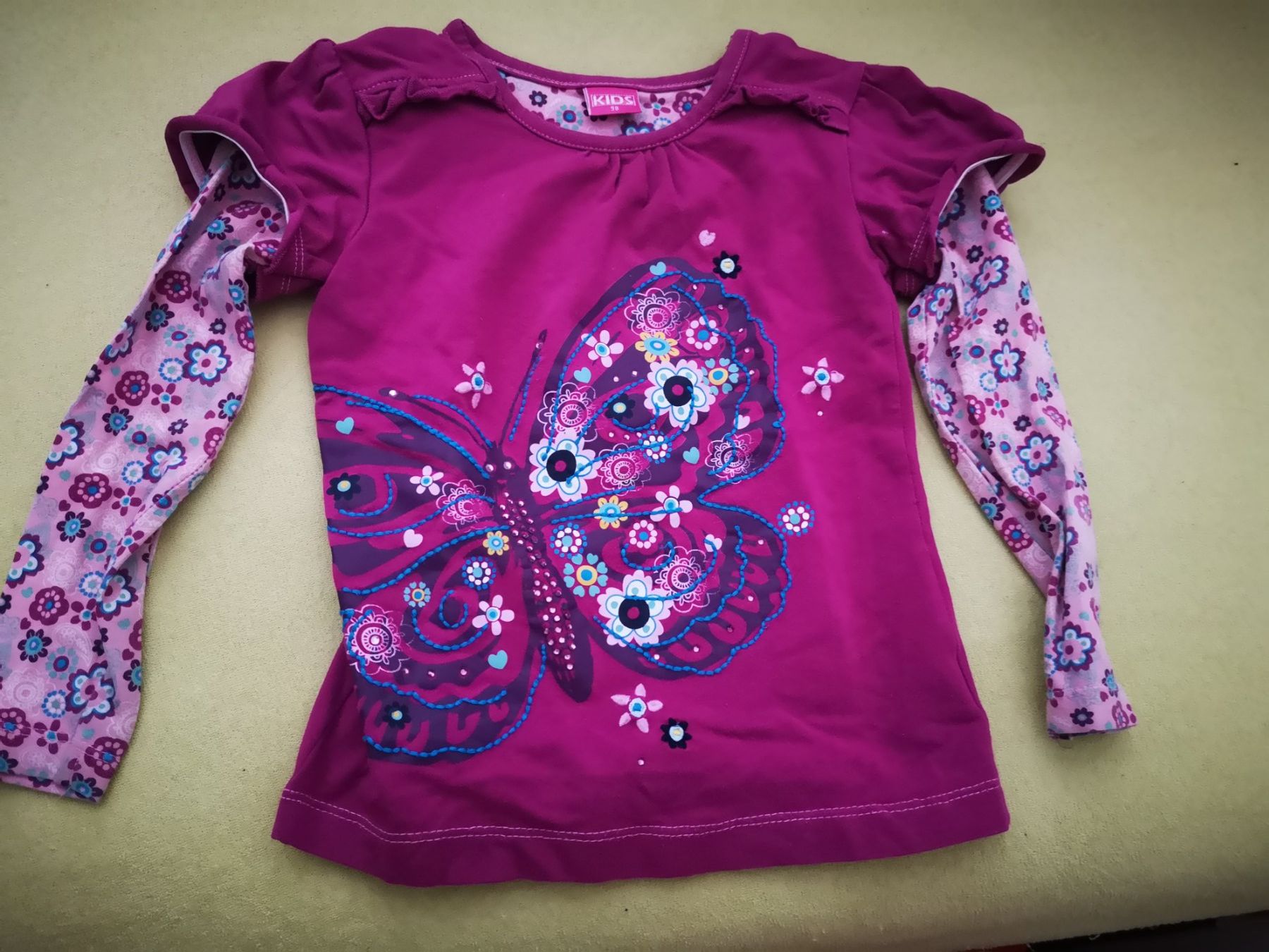 Camicette, T-shirt & Top: Langarmshirt / Shirt long avec papillon 98 – Usato da Onex venduto da Genevois85