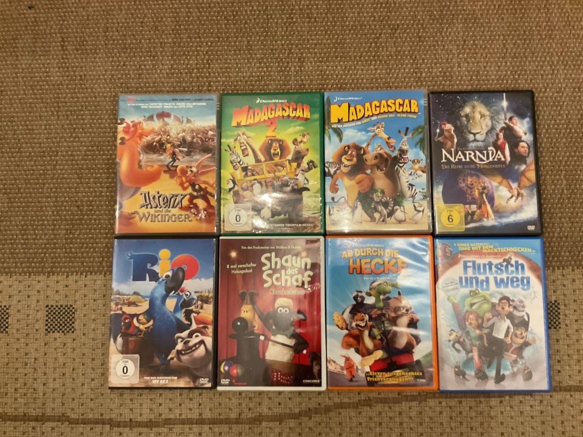 Tutti i DVDs: DVD für Kinder, 22 Stück – Usato da Thalheim an der Thur venduto da Suzuki40 2