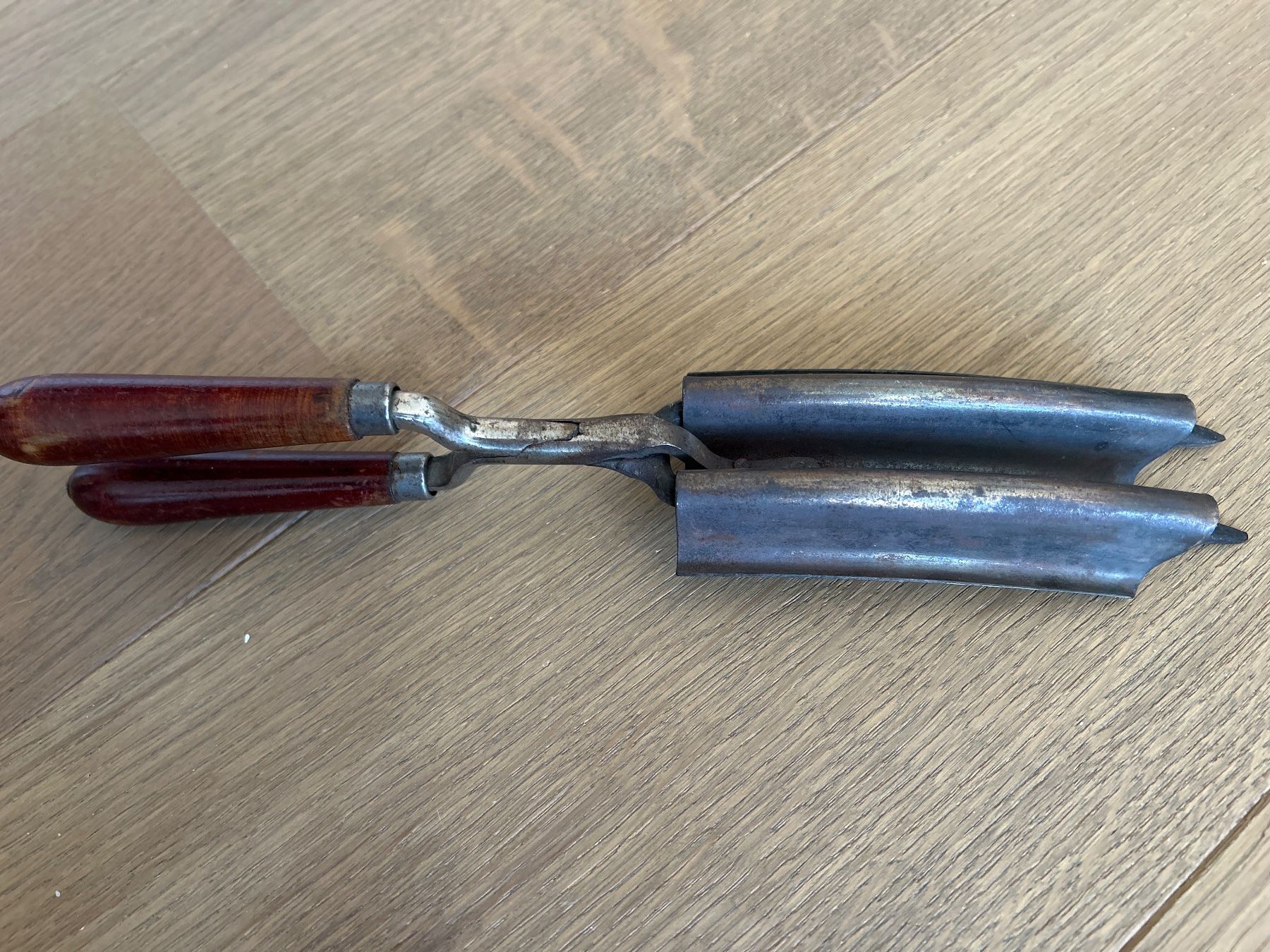 Piastre & Arricciacapelli: Ondulierschere, Lockenstab Lockenwickler antik Marcel Top 4 – Usato da Rorschach venduto da schastje 5