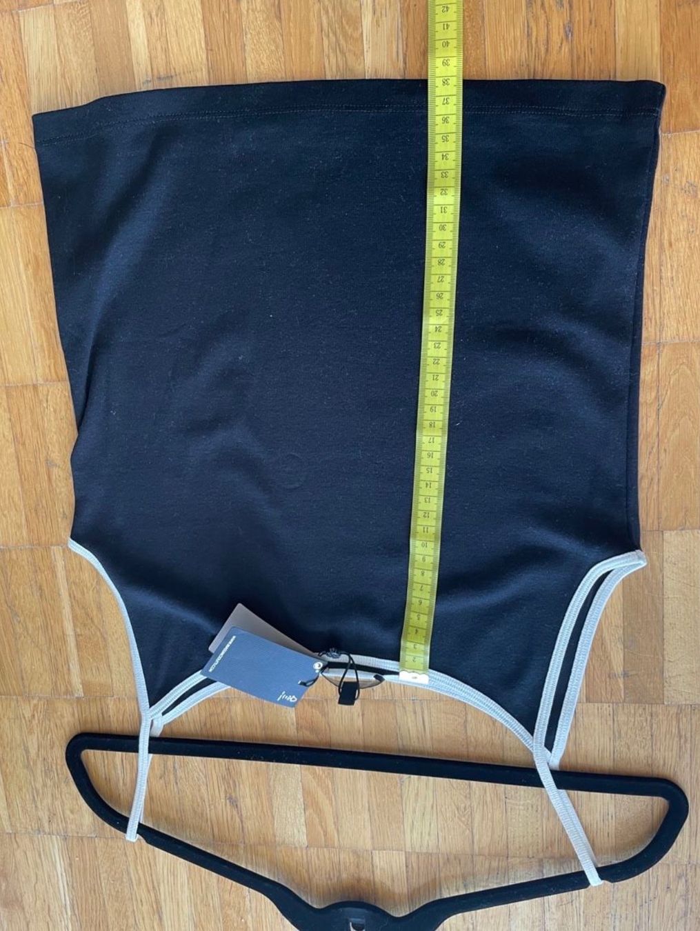 Massimo Dutti Tops: black Massimo Dutti top – Neuf avec emballage d'origine à Uster par hanna99 2