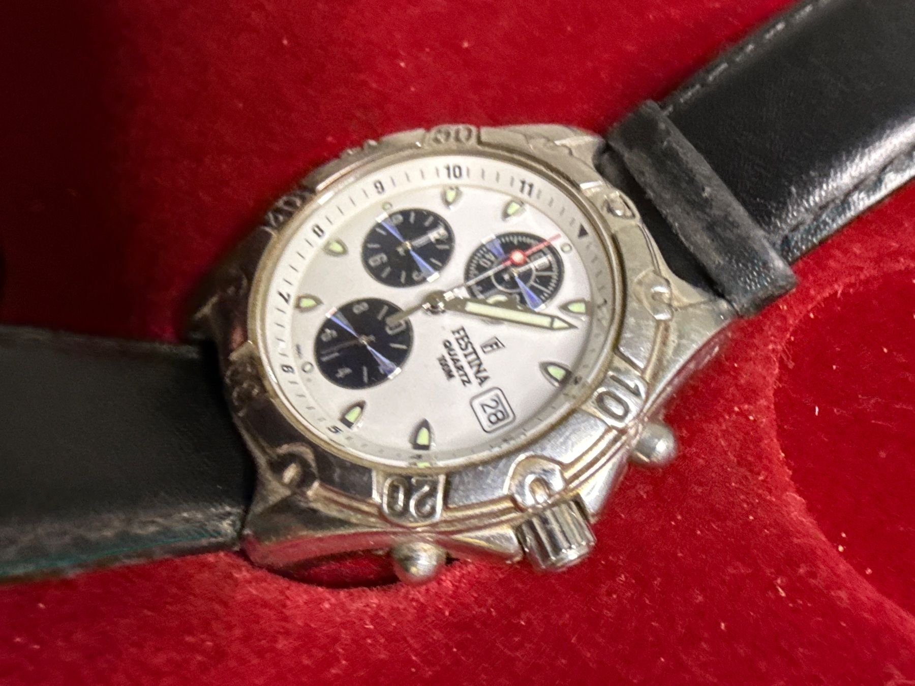 Festina Montres: Festina Chronograph 38.5 mm – D'occasion à Pfeffingen par Allhandelklgwatches 1