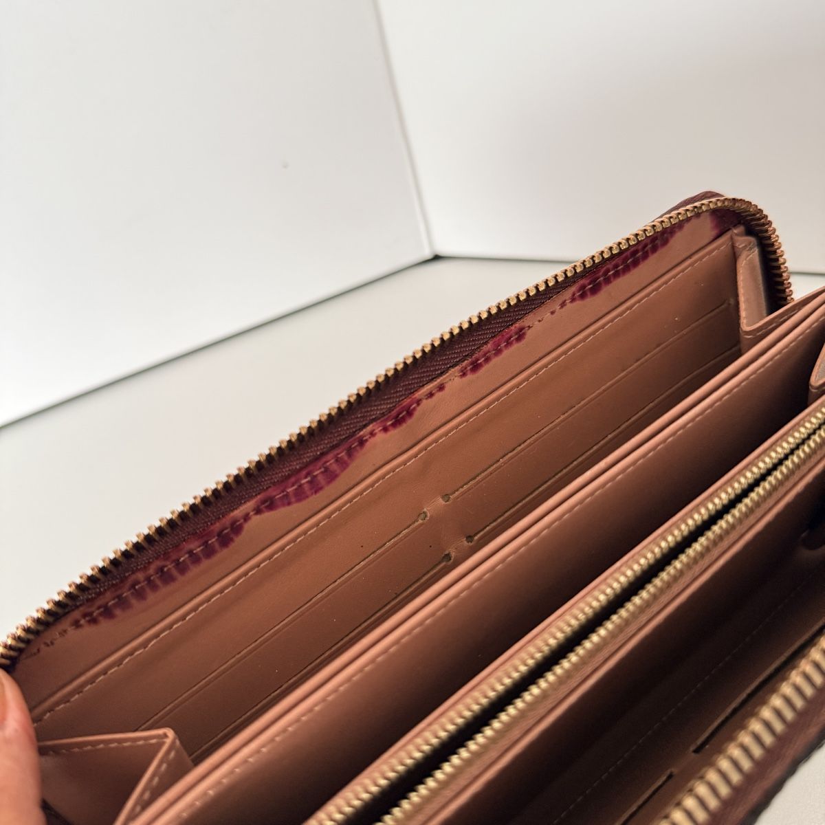 Louis Vuitton Portamonete: Louis Vuitton Vernis Zippy Wallet Amarante – Usato da Geneve venduto da DarlingVintage 7
