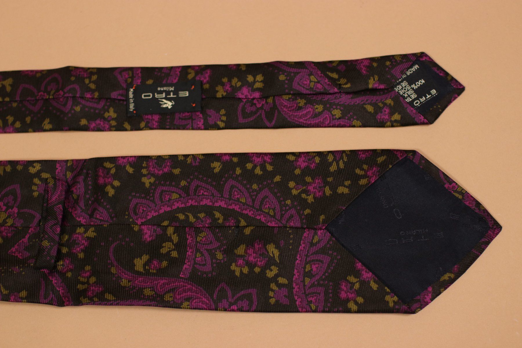 Etro Cravatte: ETRO Paisley Silk Tie – Usato da Hombrechtikon venduto da BAZ-Vintage 1
