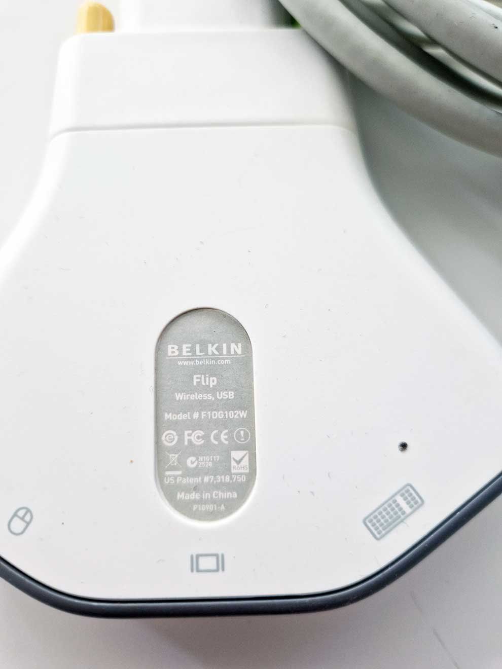 Belkin Laufwerke & Adapter: Belkin Flip Wireless USB KVM Switch F1DG102W DVI – Gebraucht aus Thun von videogeek 2
