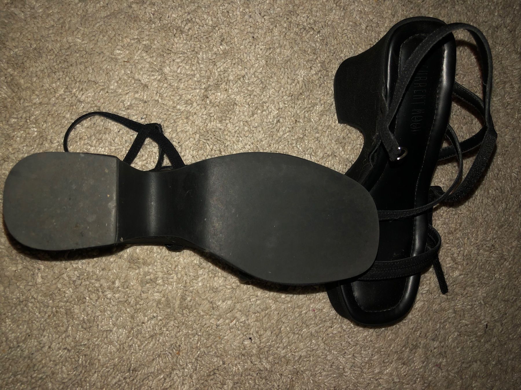 Scarpe da donna: Plattform Sandalen 39 – Usato da Schwyz venduto da Maerzetuepfli 2