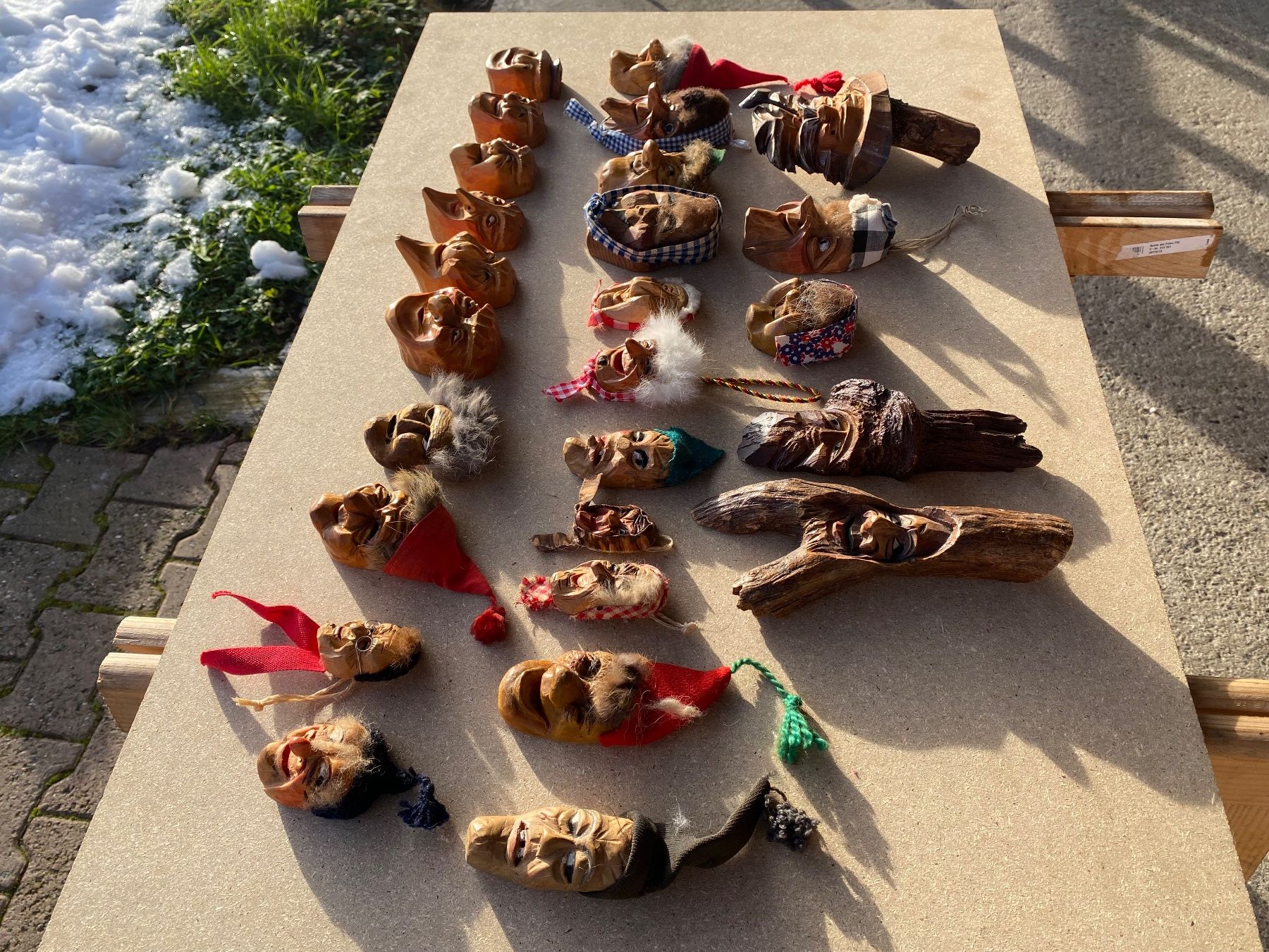 Sonstige Antiquitäten & Kunst: schöne Krienser Holzmasken – Gebraucht aus Feldbach von Olive1 5