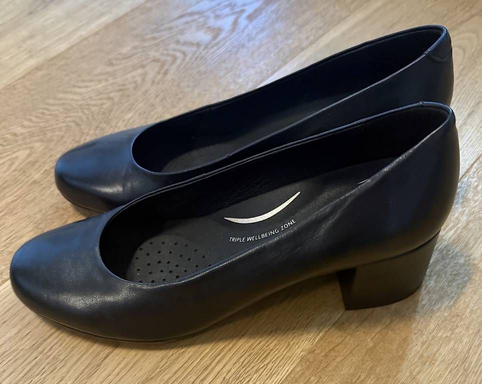 Geox Chaussures femmes: GEOX Damenschuhe - Gr. 40, Neu – D'occasion à Möhlin par svd_r8h5 1
