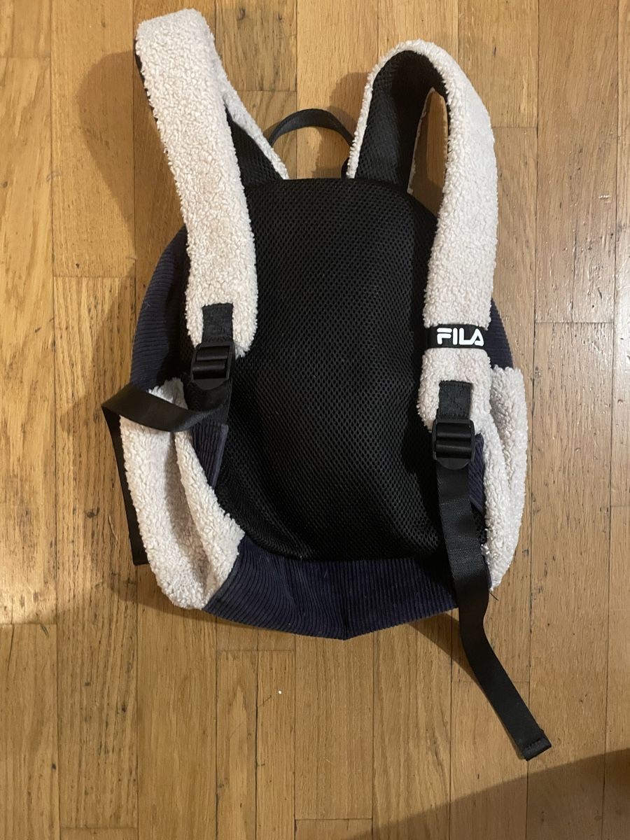 Fila Borse & Zaini: Flauschiger Fila Rücksack – Usato da Niederhasli venduto da ioa_k5sq 1
