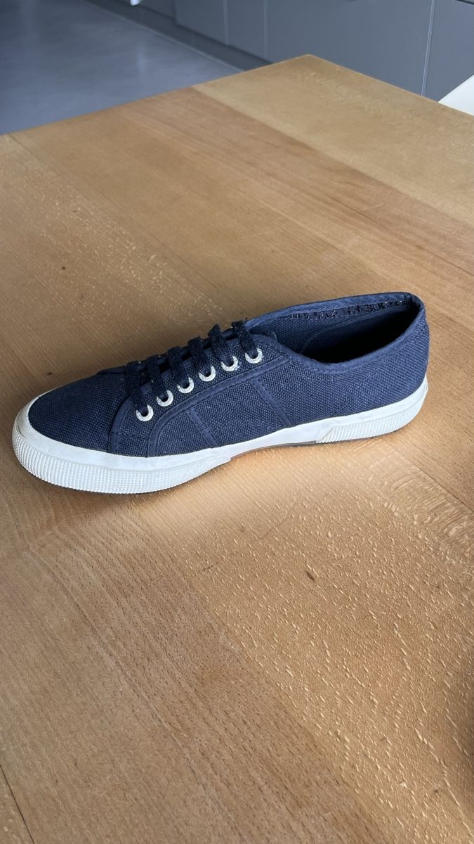 Superga Damenschuhe: Superga Schuhe dunkelblau Grösse 39 – Gebraucht aus Bern von juliette.m 4
