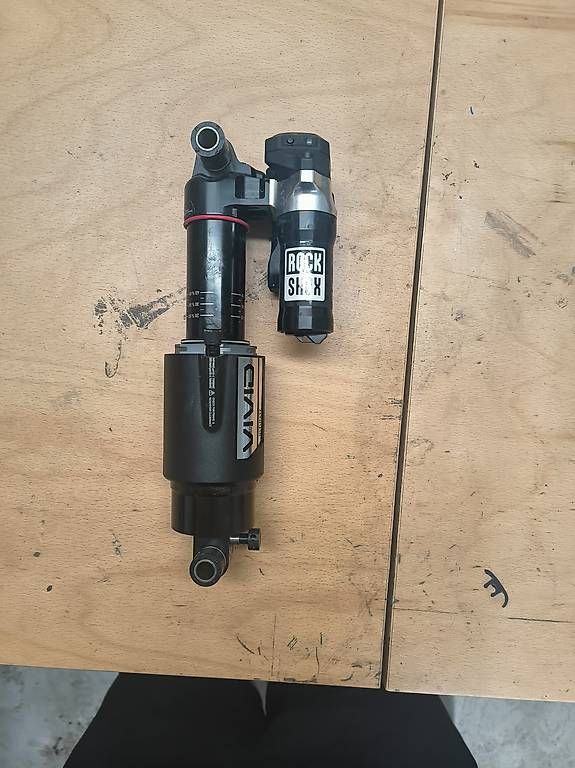 Ersatzteile: Rockshox Vivid Air flight attendant  – Gebraucht aus Granges VS von jos_h5bf 1