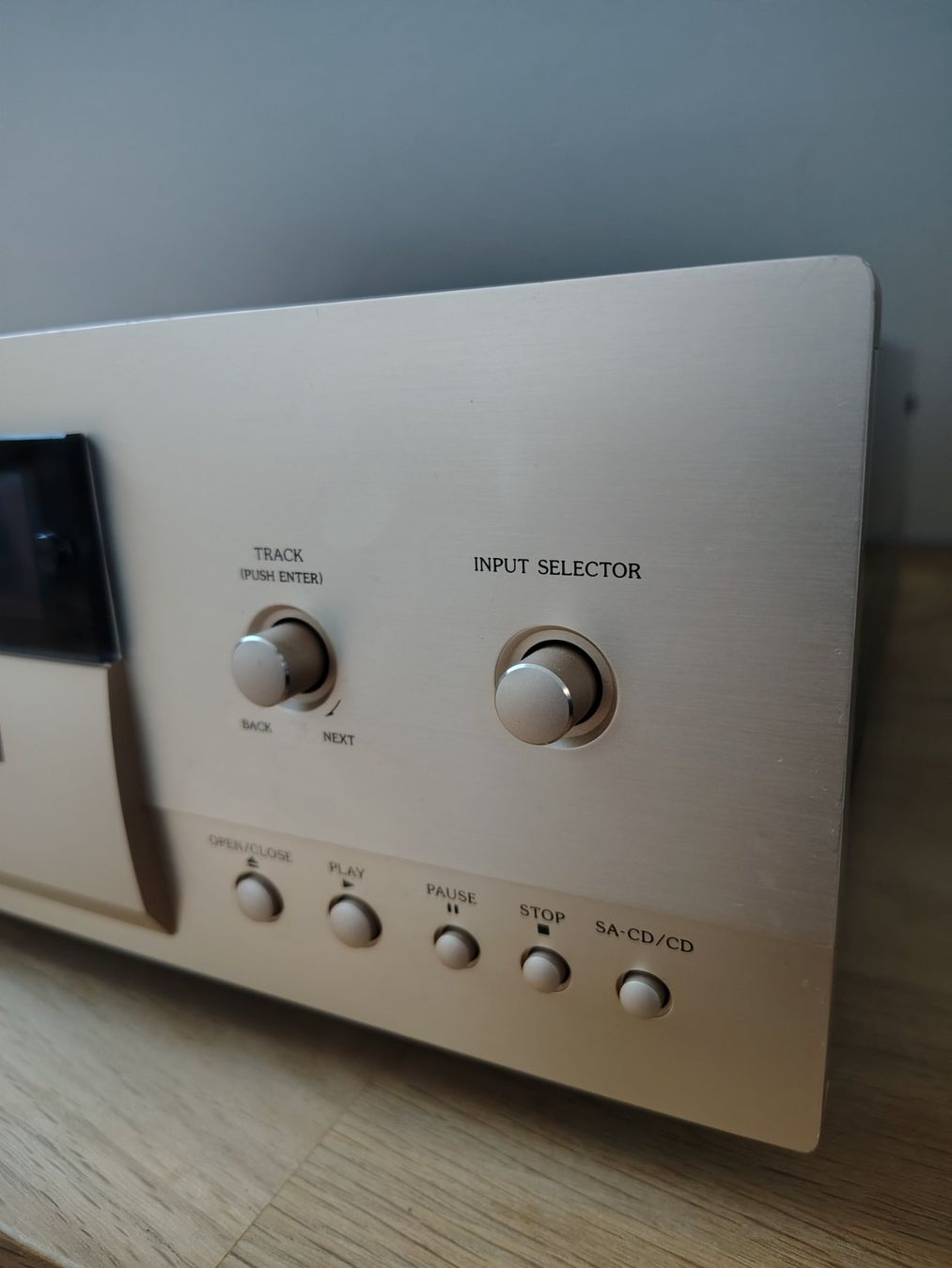 Accuphase Sistemi audio & multimediali: Accuphase DP 78 – Usato da Basel venduto da Threemice 1