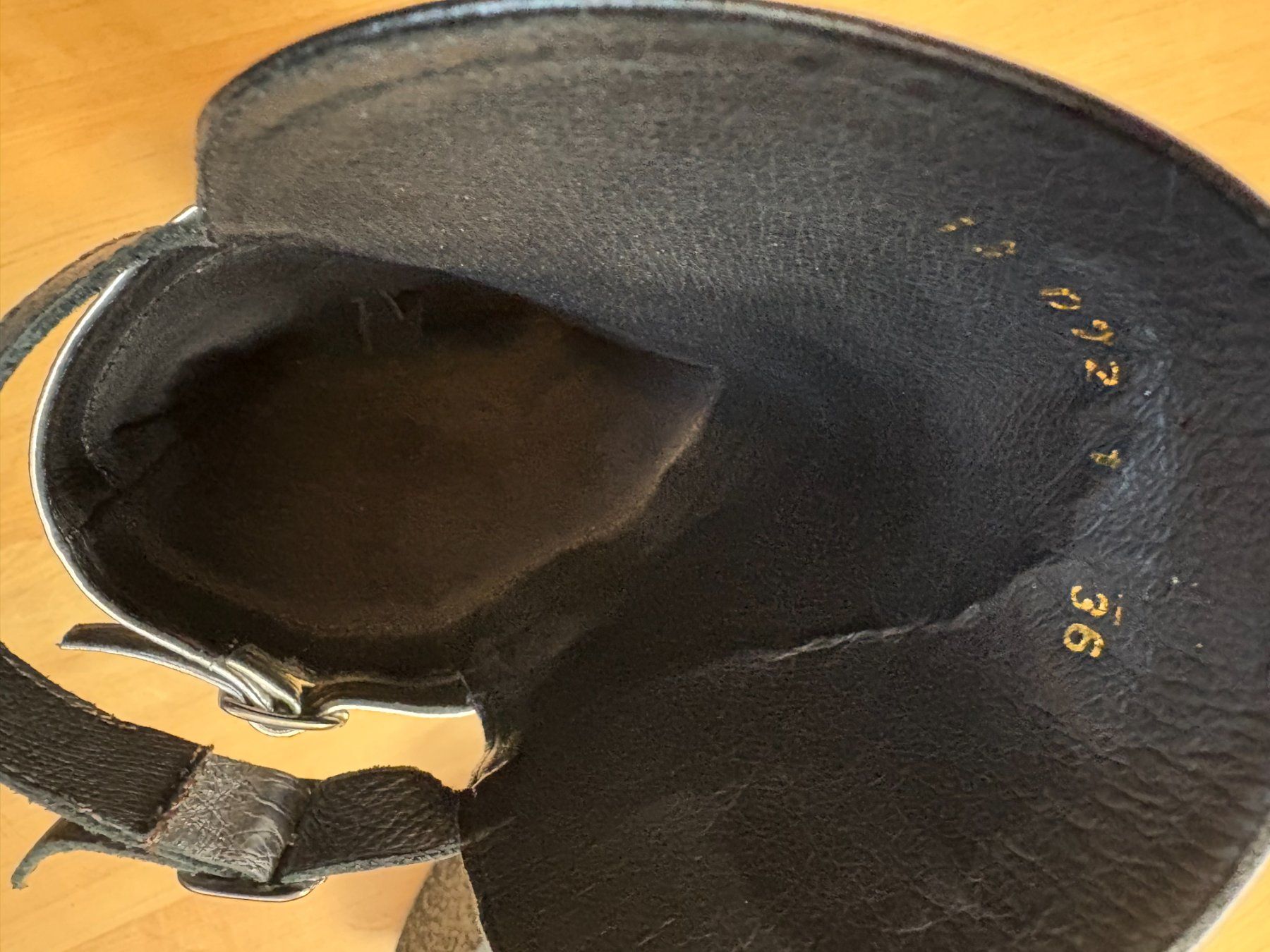 Damenschuhe: Spezielle Lederstiefel Gr. 36 – Gebraucht aus Willisau von ani_gtk8 4