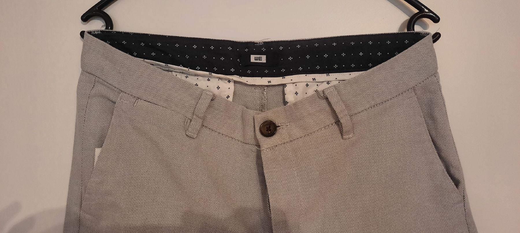 We Hosen: ***WE*** Chinohose grau 31/34 – Gebraucht aus Wädenswil von H2H_Secondhandshop 2