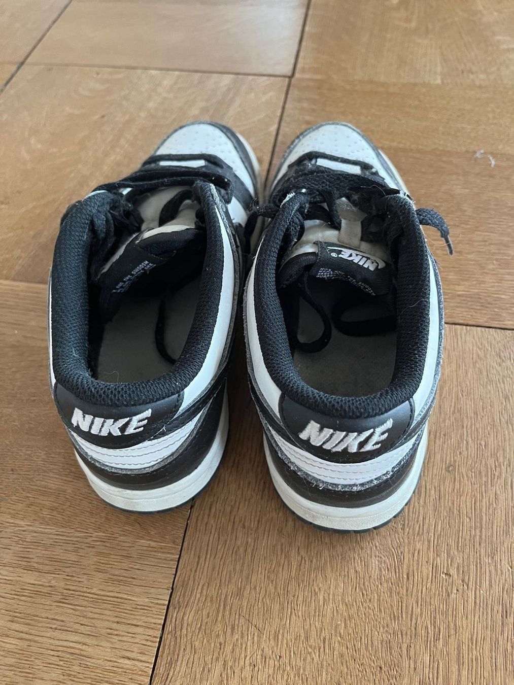 Nike Scarpe da uomo: Nike Dunks schwarz/weiss – Usato da Zürich venduto da Noth020570 1