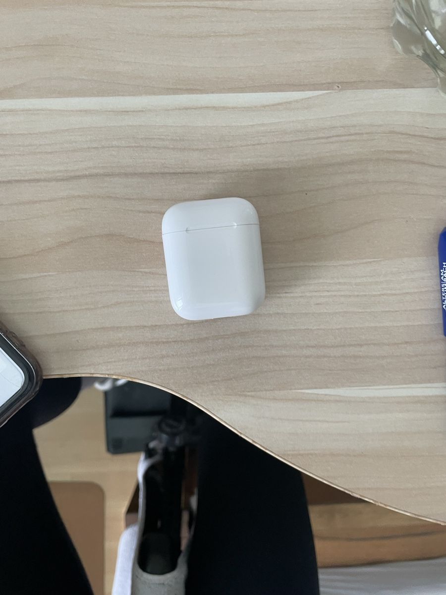 Apple Cuffie: Apple AirPods – Usato da Fahrweid venduto da chiaravisona 1
