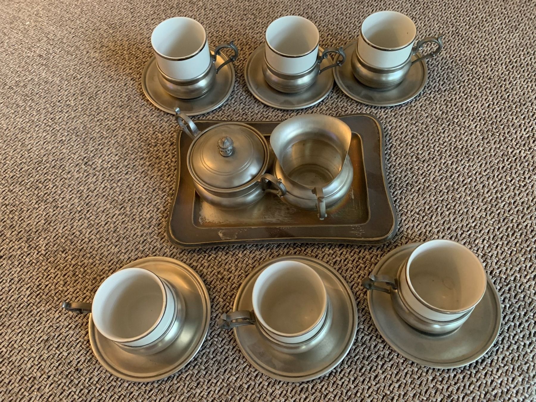 Set di piatti: Wunderschönes Mocca-Service – Nuovo (secondo la descrizione) da Berneck venduto da danilo5561