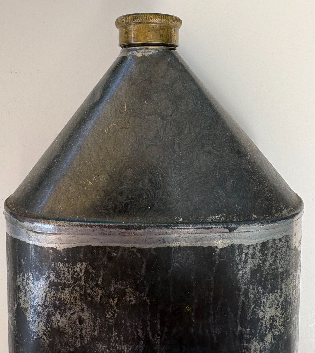 Bottiglie: VINTAGE BLECHFLASCHE – Usato da Ostermundigen venduto da wini63 1