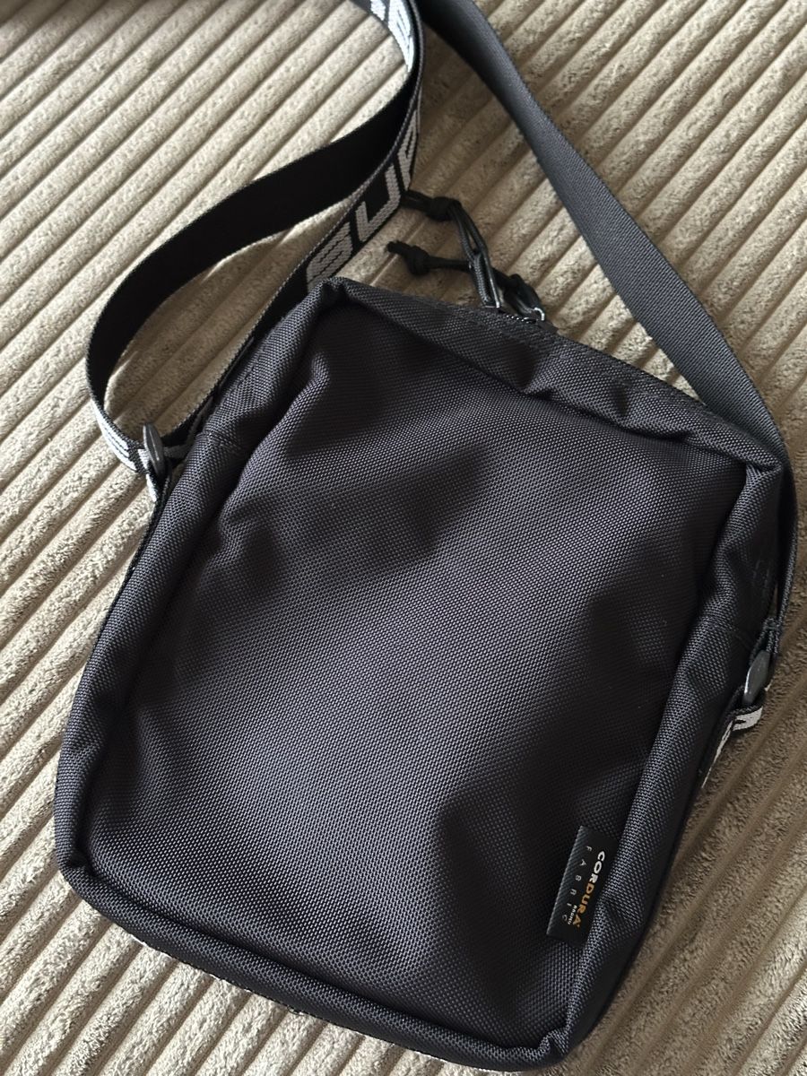 Supreme Borse: Supreme SS18 Shoulder Bag – Usato da Zürich venduto da RatsTreasure 3