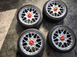Original BBS RS 703 8jx17 Felgen 