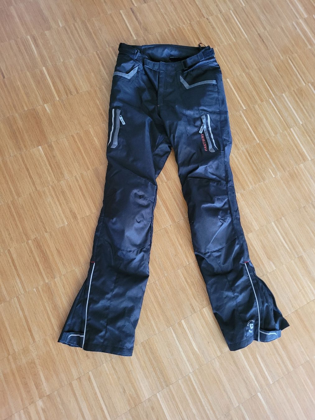 Pantaloni: Motorradhose Fastway Grösse 94 – Usato da Uster venduto da 13smiley13