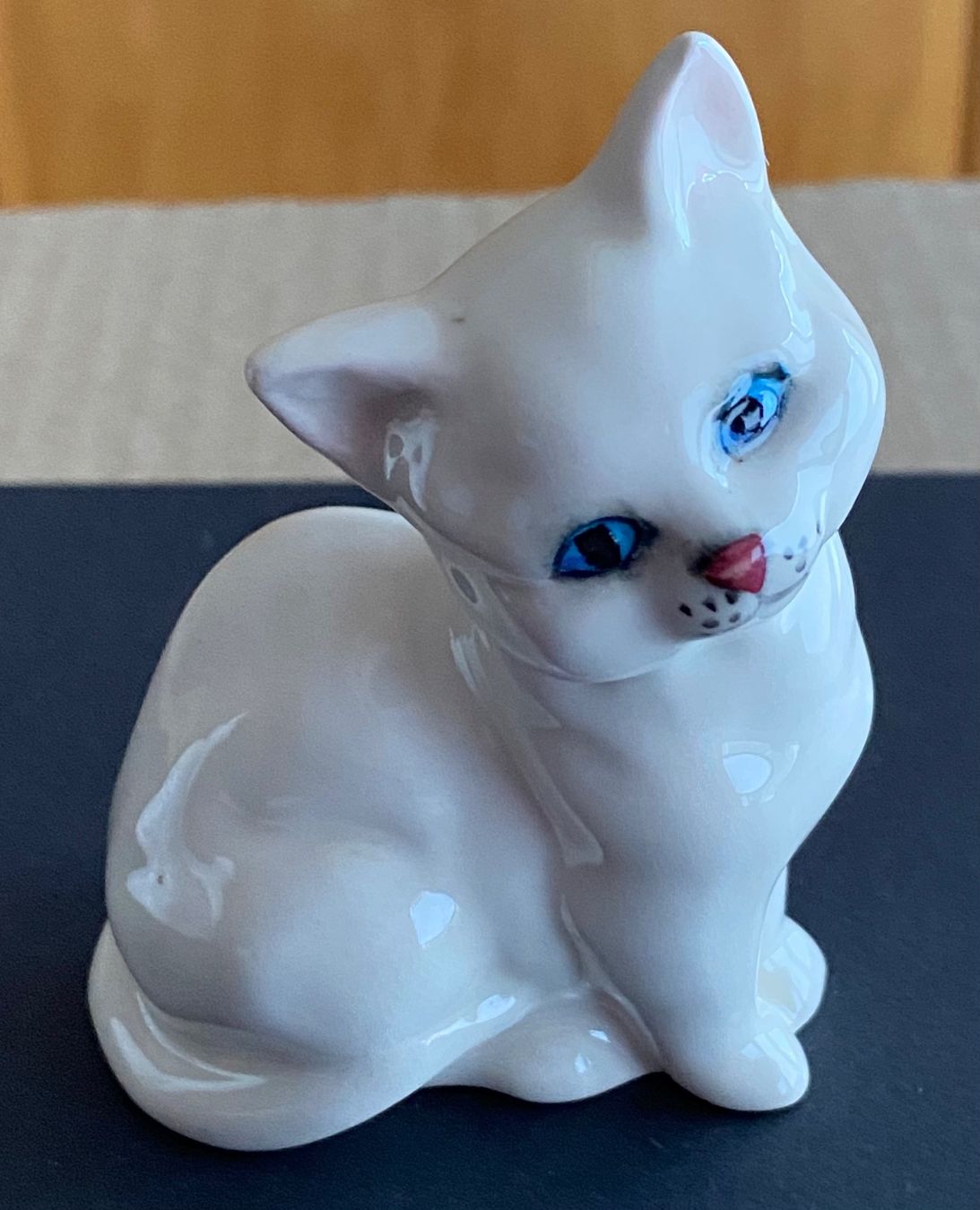 Statuette: Royal Doulton Katze 9x6cm alt – Usato da Grabs venduto da Barbstucky