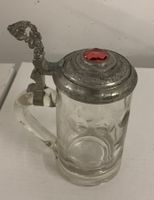 alter Bierkrug Glas mit Zinndeckel