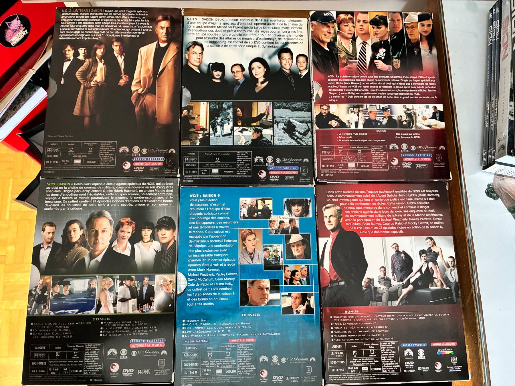 Tutti i DVDs: NCIS - Saisons 1 a 10 + 14 (Coffrets DVD) – Usato da Vevey venduto da zecollector 2