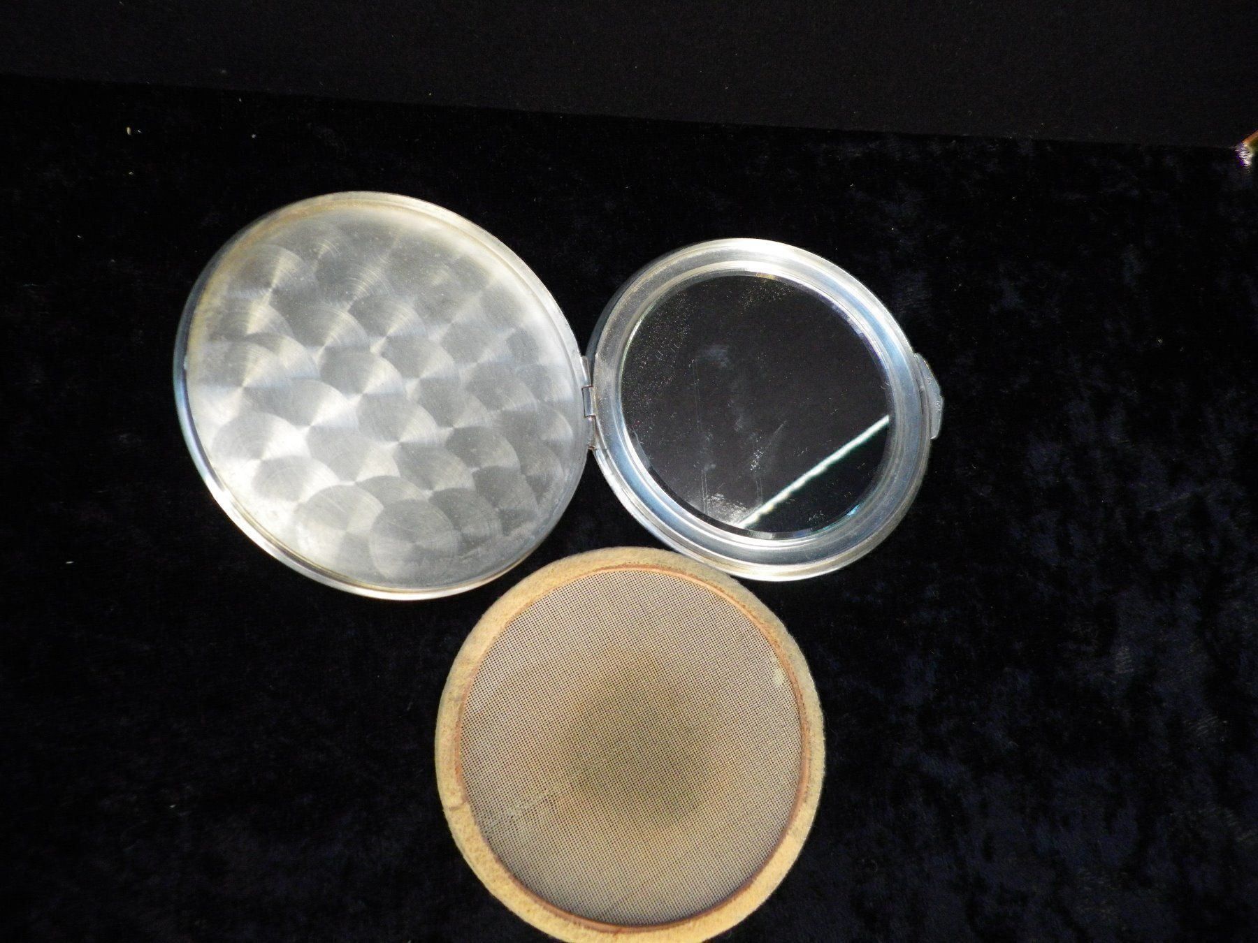 Make-up: Antike Puderdose in 925 Silber – Usato da Reinach BL venduto da Annodomini 4