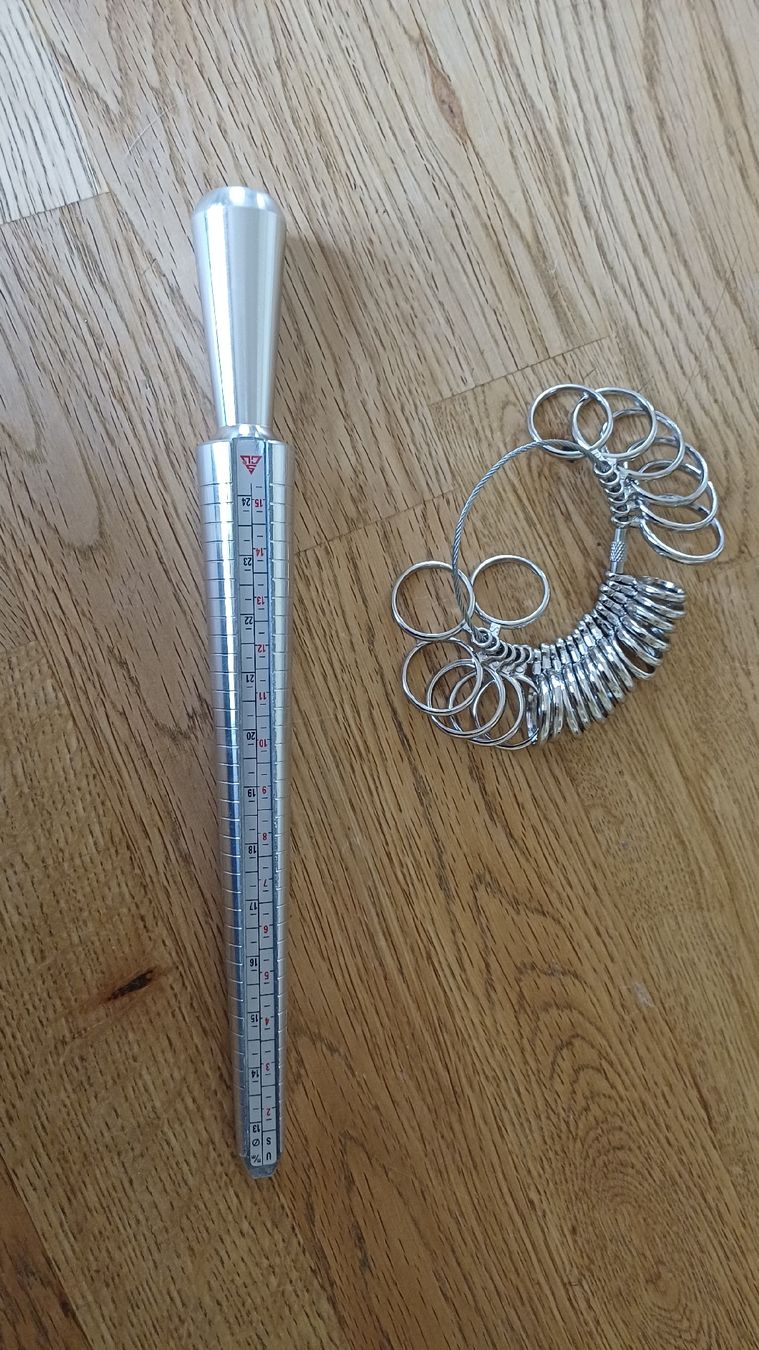 Misurare: Ringgrössenmesser  Schmuck – Usato da Flawil venduto da Naphtali 7