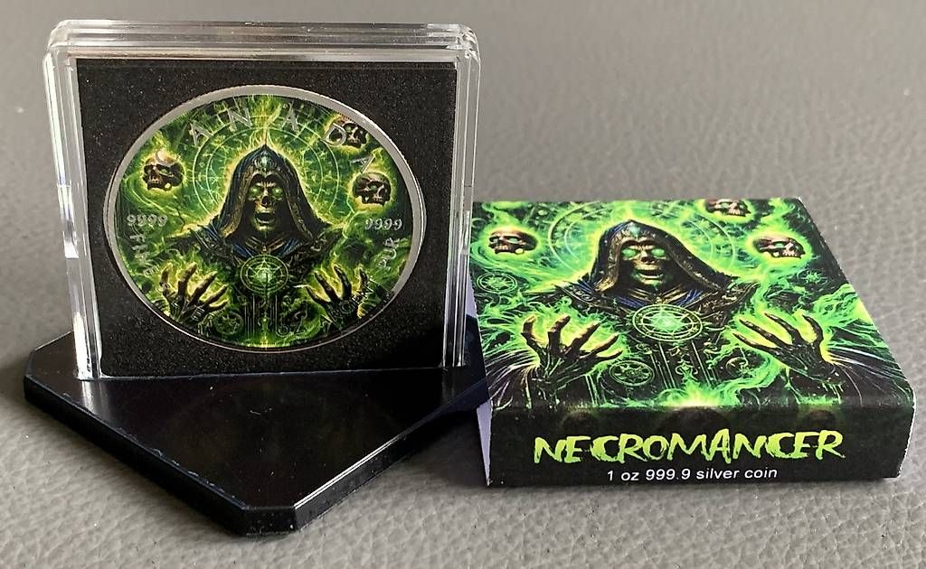 Tutti le monete: 2025 Canada Farbiger Round Necromancer 1Oz Silber COLOR – Nuovo (secondo la descrizione) da Wetzikon ZH venduto da Nicki6 1